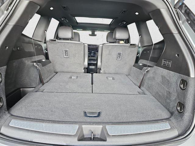 used 2024 Cadillac XT6 car, priced at $48,994