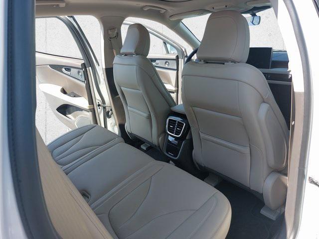 used 2023 Lincoln Nautilus car, priced at $35,991