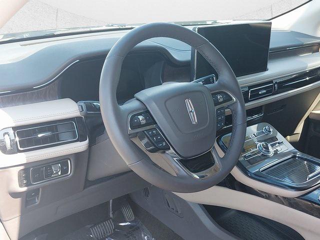 used 2023 Lincoln Nautilus car, priced at $35,991