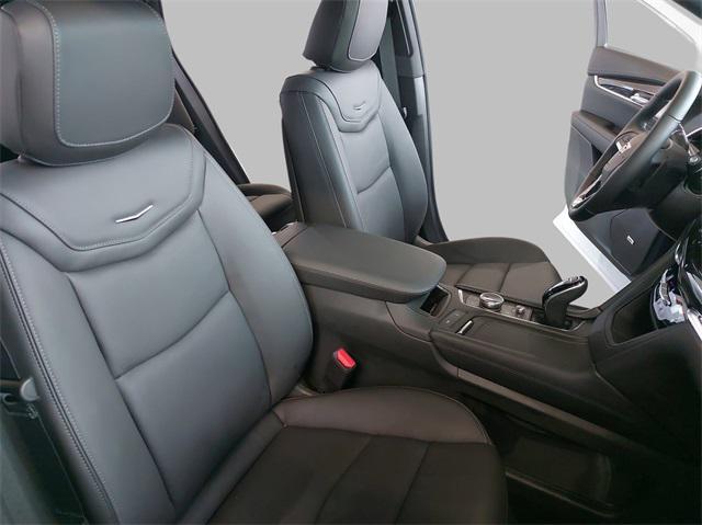 new 2025 Cadillac XT6 car, priced at $64,865