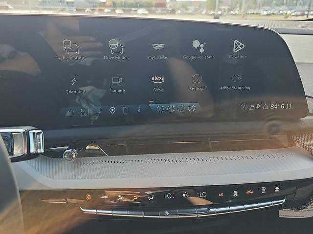 new 2025 Cadillac OPTIQ car, priced at $56,835