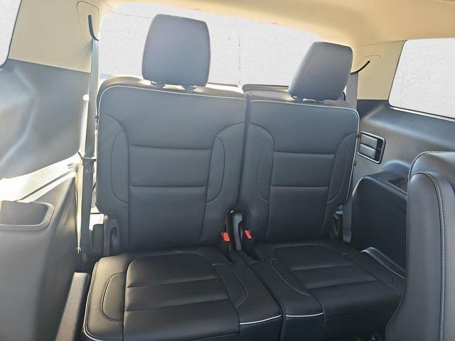 used 2022 GMC Acadia car, priced at $32,624