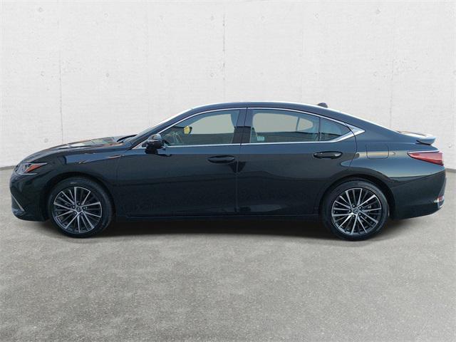 used 2024 Lexus ES 250 car, priced at $39,997