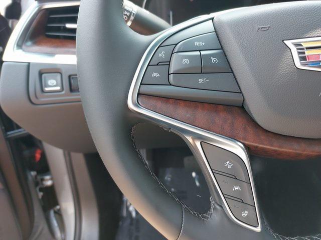 new 2025 Cadillac XT5 car, priced at $55,630