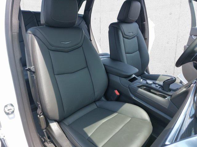new 2025 Cadillac XT5 car, priced at $61,130