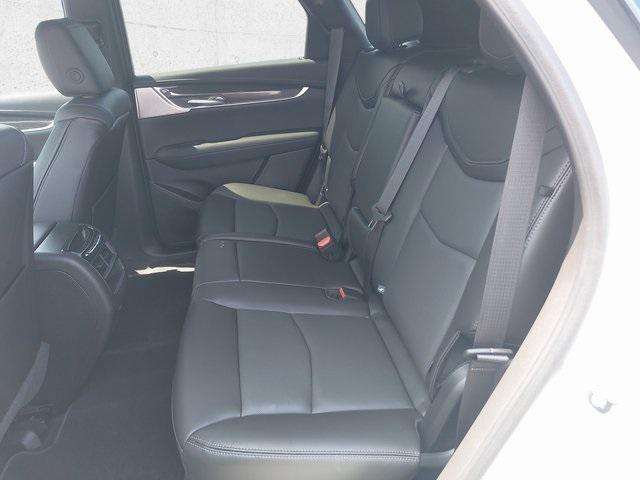 new 2025 Cadillac XT5 car, priced at $61,130