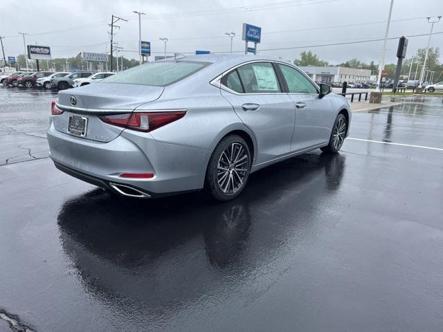 new 2025 Lexus ES 350 car, priced at $49,624