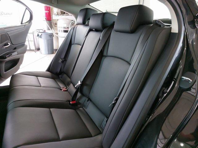 new 2025 Lexus ES 300h car, priced at $49,610
