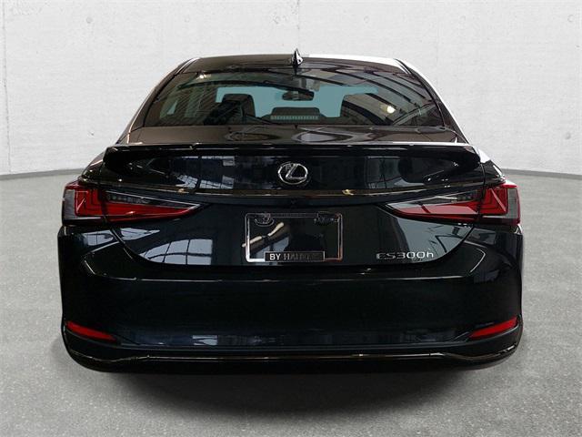 new 2025 Lexus ES 300h car, priced at $48,959