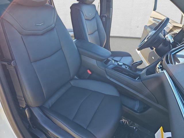 new 2025 Cadillac XT5 car, priced at $58,715