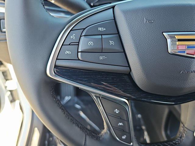 new 2025 Cadillac XT5 car, priced at $58,715