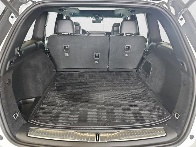used 2024 Jeep Grand Cherokee car, priced at $49,950