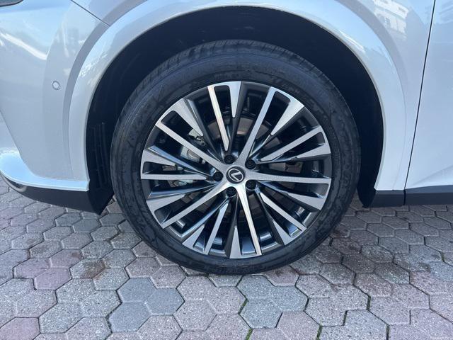 new 2025 Lexus RX 350 car, priced at $63,019