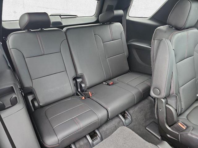used 2023 Chevrolet Traverse car, priced at $41,996