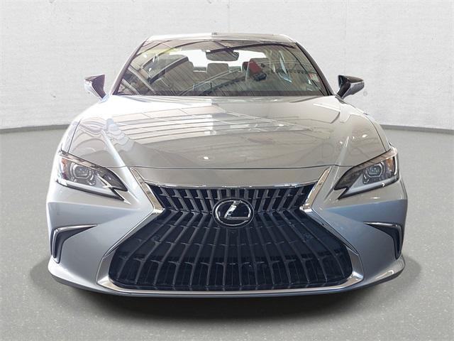 new 2024 Lexus ES 300h car, priced at $49,997