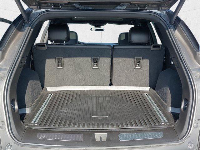 used 2020 Cadillac XT5 car, priced at $30,965