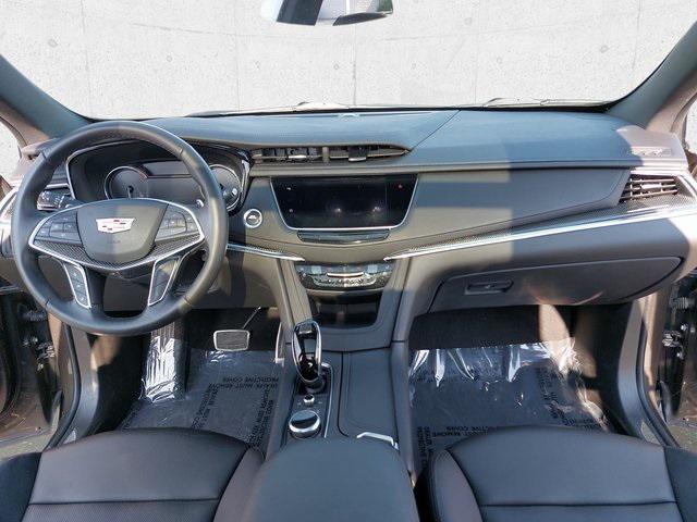 used 2020 Cadillac XT5 car, priced at $30,965