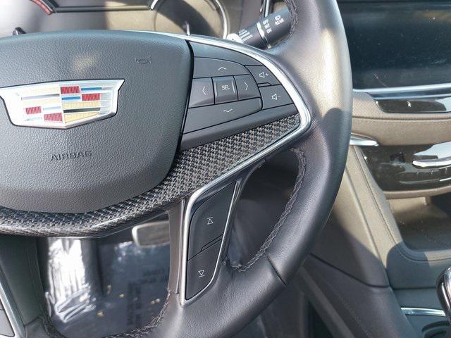 used 2020 Cadillac XT5 car, priced at $30,965