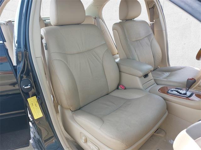 used 2005 Lexus ES 330 car, priced at $7,900
