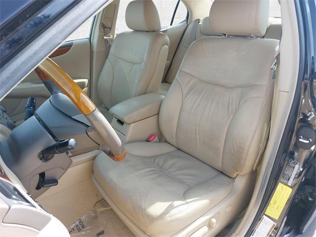 used 2005 Lexus ES 330 car, priced at $7,900
