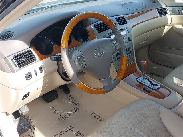 used 2005 Lexus ES 330 car, priced at $7,900