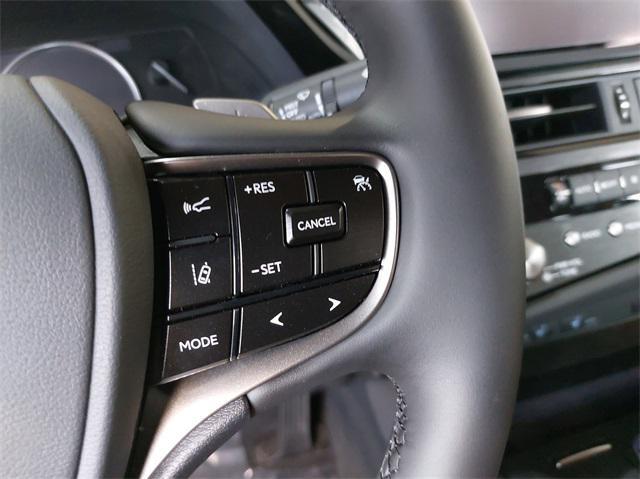 new 2025 Lexus ES 300h car, priced at $49,433