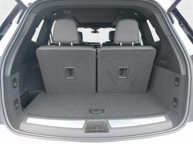 used 2023 Cadillac XT6 car, priced at $40,710
