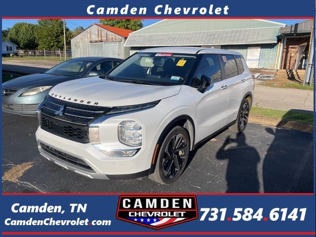 used 2024 Mitsubishi Outlander car, priced at $23,442