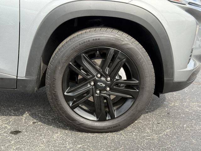 used 2025 Chevrolet Trax car, priced at $24,998