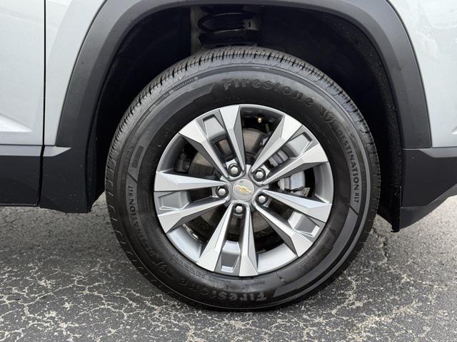 used 2025 Chevrolet Equinox car, priced at $23,825