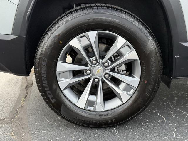 used 2025 Chevrolet Equinox car, priced at $23,825