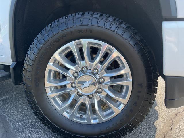 used 2021 Chevrolet Silverado 2500 car, priced at $42,258