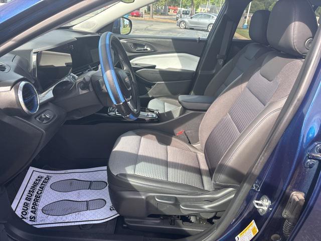 used 2024 Chevrolet Trax car, priced at $23,998