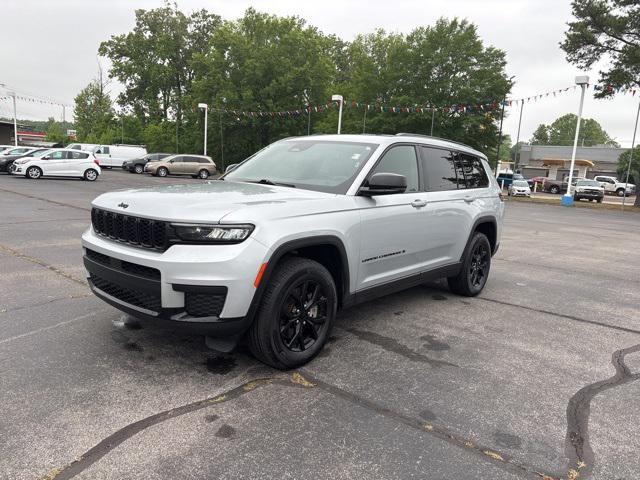 used 2024 Jeep Grand Cherokee L car, priced at $33,998