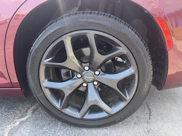 used 2021 Chrysler 300 car, priced at $21,998