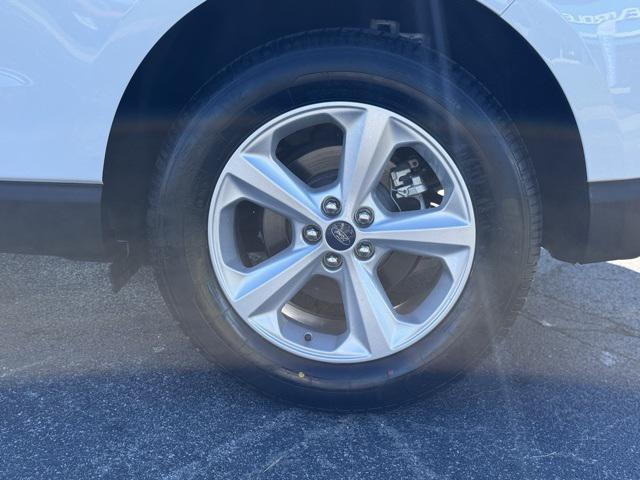 used 2021 Ford Edge car, priced at $16,899