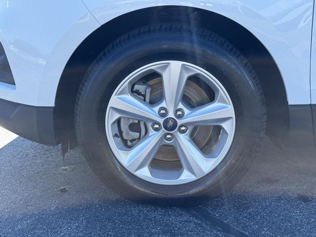 used 2021 Ford Edge car, priced at $16,899