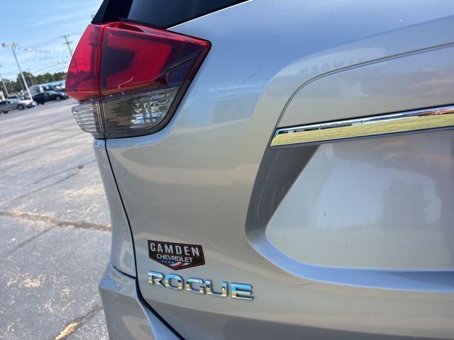 used 2018 Nissan Rogue car, priced at $16,967