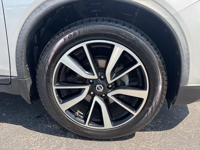 used 2018 Nissan Rogue car, priced at $16,967