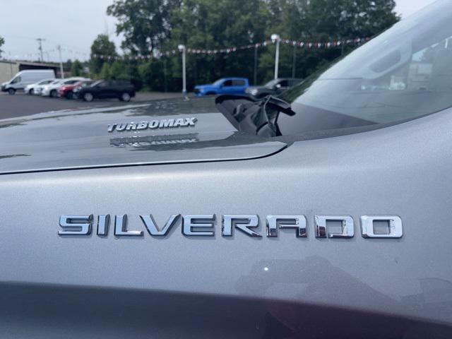 new 2025 Chevrolet Silverado 1500 car, priced at $43,995