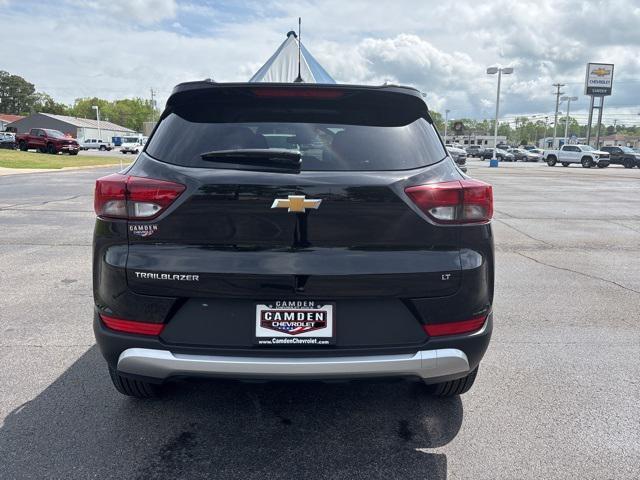 new 2025 Chevrolet TrailBlazer car, priced at $25,990