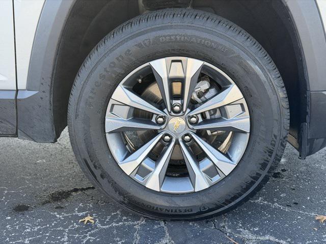 used 2025 Chevrolet Equinox car, priced at $23,933