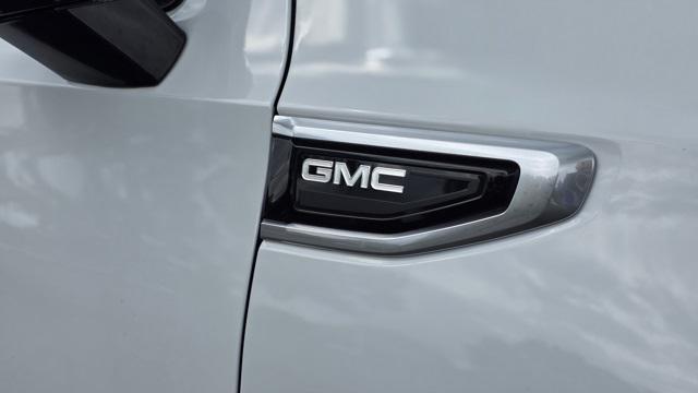used 2023 GMC Yukon XL car, priced at $59,820