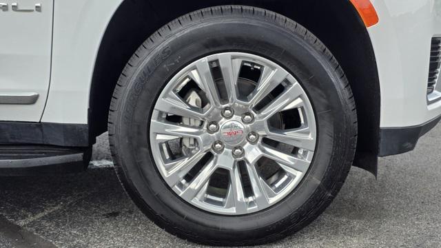 used 2023 GMC Yukon XL car, priced at $59,820