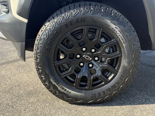 new 2026 Chevrolet Colorado car, priced at $43,370