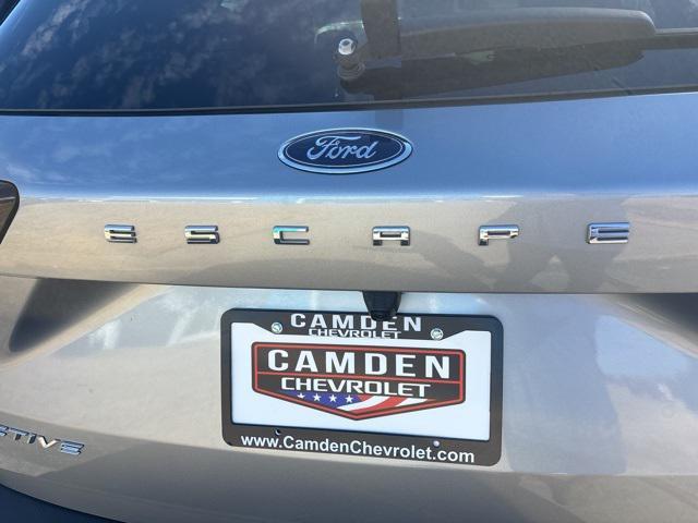 used 2024 Ford Escape car, priced at $21,814