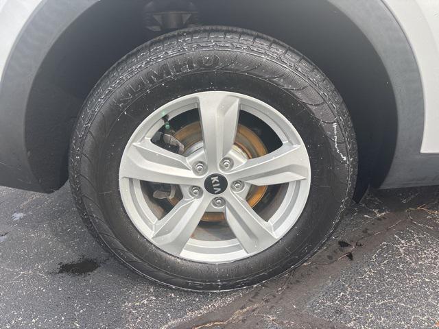 used 2021 Kia Sorento car, priced at $17,000