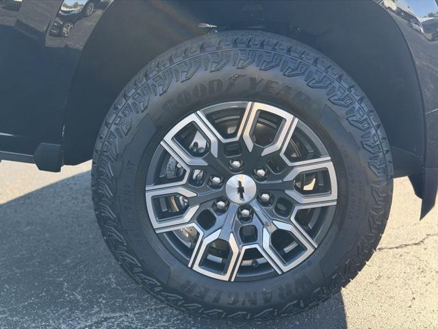 used 2024 Chevrolet Colorado car, priced at $39,677