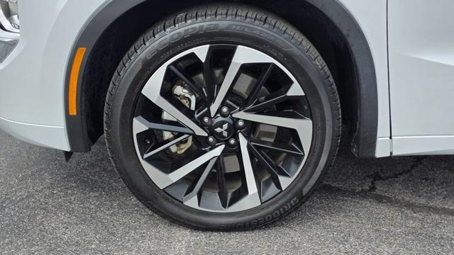 used 2024 Mitsubishi Outlander PHEV car, priced at $33,688