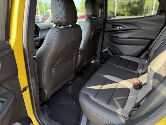 new 2025 Chevrolet TrailBlazer car, priced at $29,075